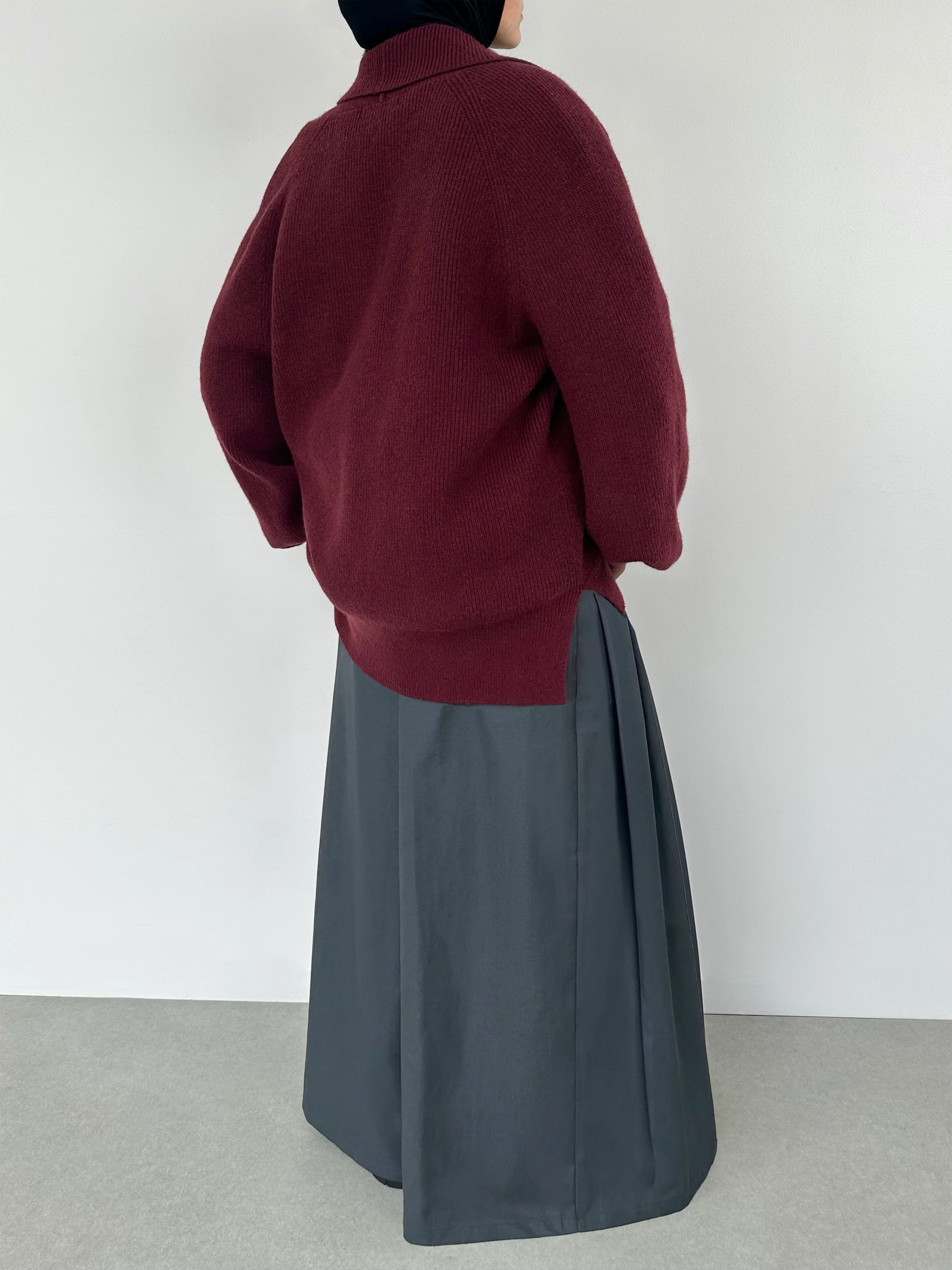 Cardigan — Bordeaux - Image 5